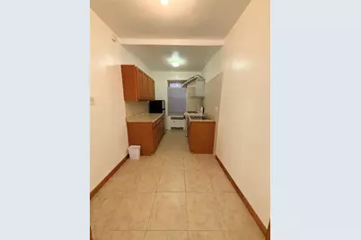 61-41 Saunders St #B27, Rego Park, NY 11374 - Photo 13