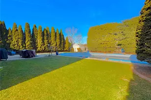 5 Lea Ave, Manorville, NY 11949 - Photo 17