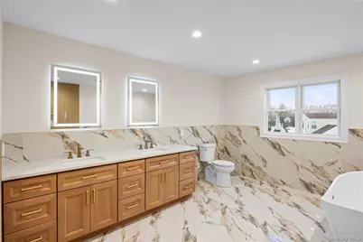 3860 Hudson Avenue, Seaford, NY 11783 - Photo 25