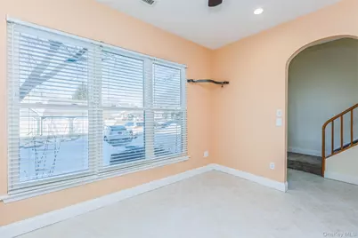 728 Birchwood Park Drive, Middle Island, NY 11953 - Photo 5