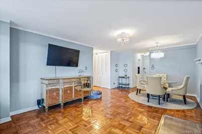 18-05 215th Street #8C, Bayside, NY 11360 - Photo 5