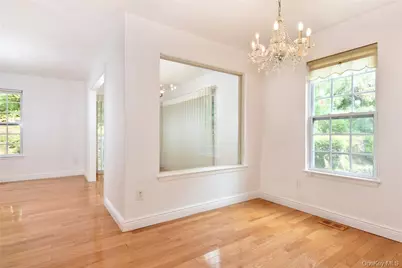 352 Carroll Close, Tarrytown, NY 10591 - Photo 7