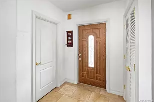 38 Johnson Pl, Woodmere, NY 11598 - Photo 5