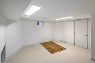 38 Johnson Pl, Woodmere, NY 11598 - Photo 29