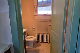 5 Milton St, Hicksville, NY 11801 - Photo 11