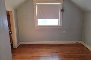 5 Milton St, Hicksville, NY 11801 - Photo 13