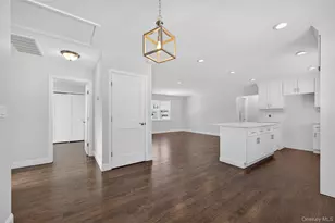 1667 Manatuck, Bay Shore, NY 11706 - Photo 11