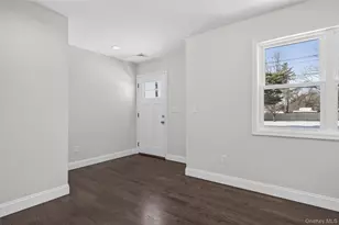 1667 Manatuck, Bay Shore, NY 11706 - Photo 7