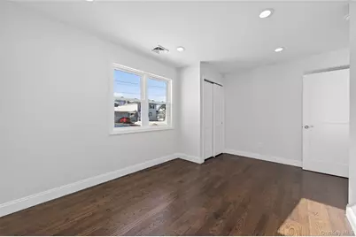 1667 Manatuck, Bay Shore, NY 11706 - Photo 13