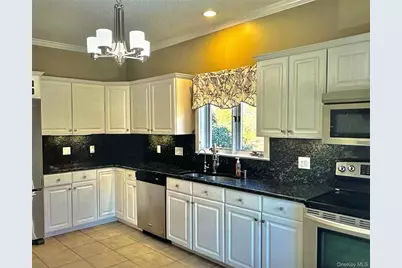 668 Heritage Hills #668, Somers, NY 10589 - Photo 5