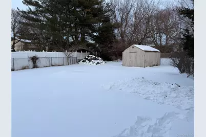 11 Mel Court, Bay Shore, NY 11706 - Photo 19