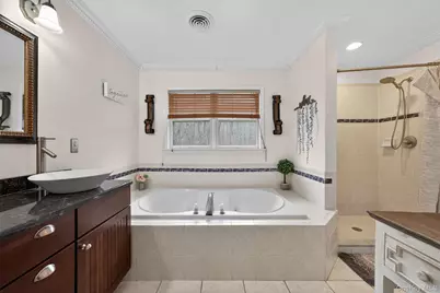 43 Greenwich Avenue, Central Valley, NY 10917 - Photo 15