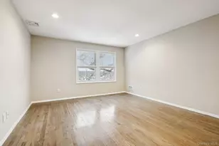 60 Marwood Rd N, Port Washington, NY 11050 - Photo 13