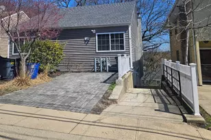 60 Marwood Rd N, Port Washington, NY 11050 - Photo 3