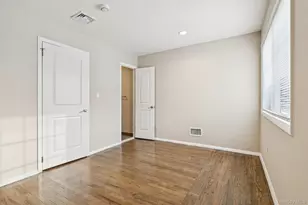 60 Marwood Rd N, Port Washington, NY 11050 - Photo 17