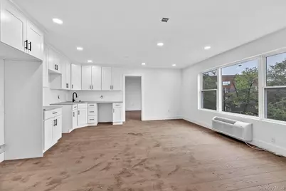 74 Broadway #2C, Freeport, NY 11520 - Photo 5