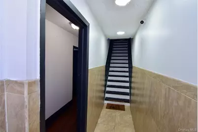 4224 Edson Avenue, Bronx, NY 10466 - Photo 17