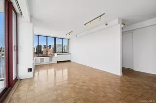 4-74 48th Ave, Long Island City, NY 11109 - Photo 3