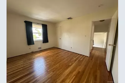 103 Wayne Street, Jericho, NY 11753 - Photo 11