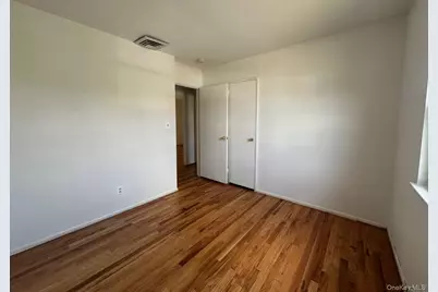 103 Wayne Street, Jericho, NY 11753 - Photo 13