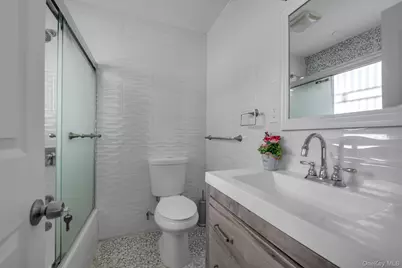 109-39 194th Street, Saint Albans, NY 11412 - Photo 9