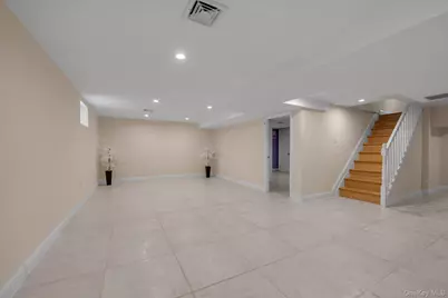 109-39 194th Street, Saint Albans, NY 11412 - Photo 15