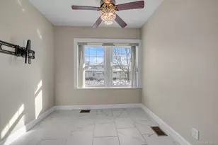 109-39 194th St, Saint Albans, NY 11412 - Photo 11