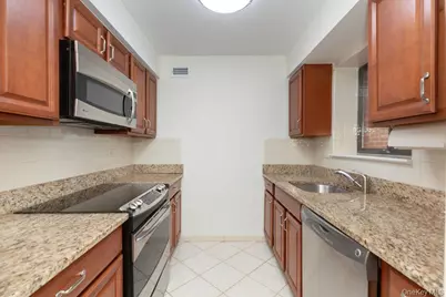 37 Bronxville Glen Drive #Bldg 5, Unit 1, Bronxville, NY 10708 - Photo 13