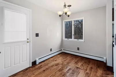 689 S Mountain Road #cottage, New City, NY 10956 - Photo 13