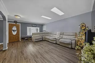 128-66 238th St, Rosedale, NY 11422 - Photo 5