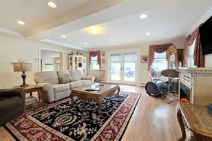 46 Harvest Ln, Commack, NY 11725 - Photo 31