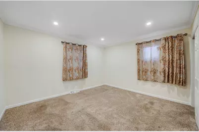 90 Winchester Drive, Lindenhurst, NY 11757 - Photo 27