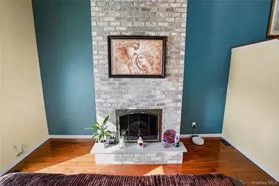 2860 Nicole Court, Oceanside, NY 11572 - Photo 9