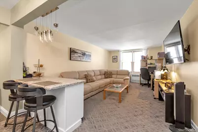 504 Merrick Road #3G, Lynbrook, NY 11563 - Photo 3