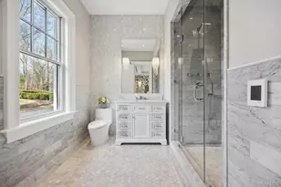 24 Landview Dr, Dix Hills, NY 11746 - Photo 37