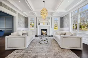 24 Landview Dr, Dix Hills, NY 11746 - Photo 13