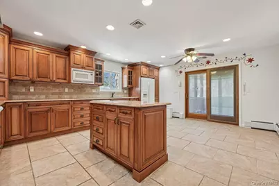 36 Winesap Lane, Monsey, NY 10952 - Photo 9