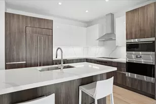 10 Shore Rd, Glenwood Landing, NY 11547 - Photo 7