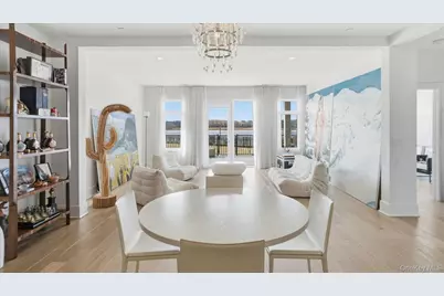 10 Shore Road #108, Glenwood Landing, NY 11547 - Photo 5