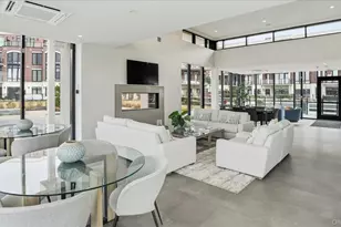 10 Shore Rd, Glenwood Landing, NY 11547 - Photo 19