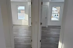 10 Dourland Rd, Medford, NY 11763 - Photo 19