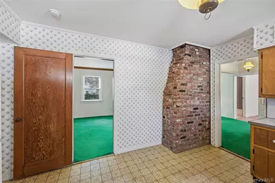 79 Appletree Lane, Roslyn Heights, NY 11577 - Photo 9