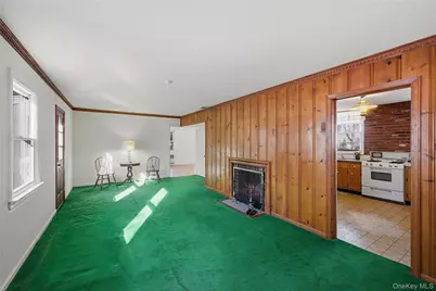 79 Appletree Lane, Roslyn Heights, NY 11577 - Photo 11