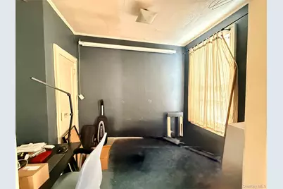 1901 21st Road, Astoria, NY 11105 - Photo 7