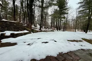 102 Fallkill Rd, Hyde Park, NY 12538 - Photo 17