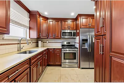 218-52 138th Road, Springfield Gardens, NY 11413 - Photo 3