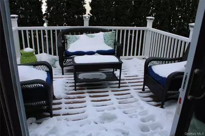 134 Jackie Court, Patchogue, NY 11772 - Photo 11