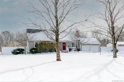 219 Pond Road, Bohemia, NY 11716 - Photo 31