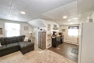 219 Pond Rd, Bohemia, NY 11716 - Photo 17