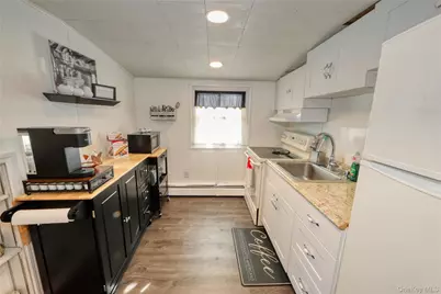 219 Pond Road, Bohemia, NY 11716 - Photo 15